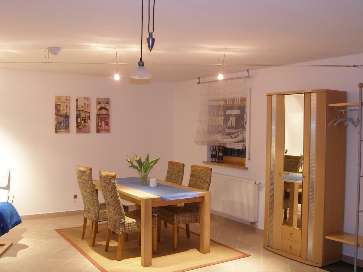 Ferienwohnung Stettfeld Luaran gambar